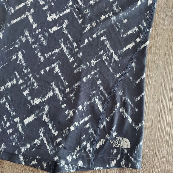 The North Face On The Go Tank Navy Flashdry Large - Picture 3 of 8